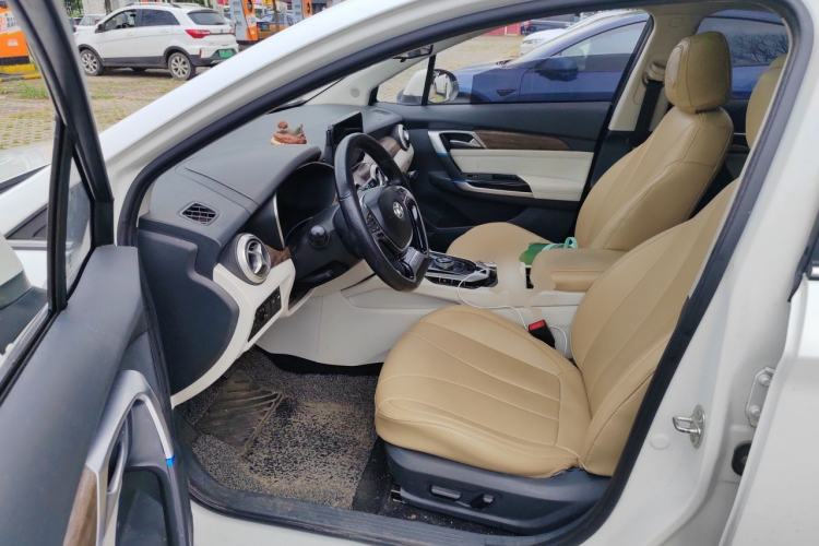 Used BAIC Beijing EU5 2018 R500 Smart Edition Left Front Seat