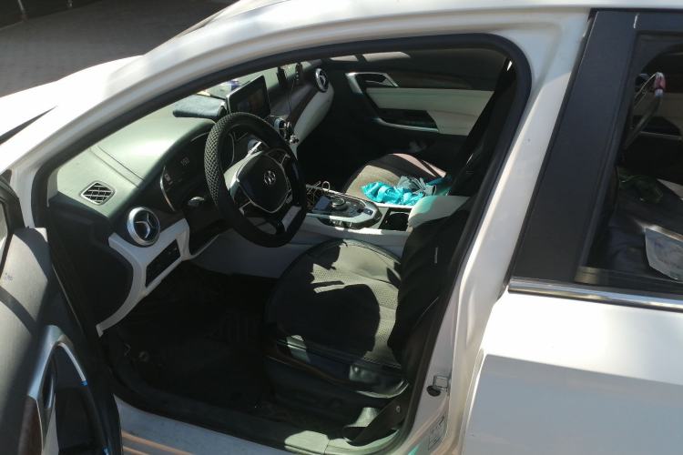 Used BAIC Beijing EU5 2018 R500 Smart Edition Left Front Seat