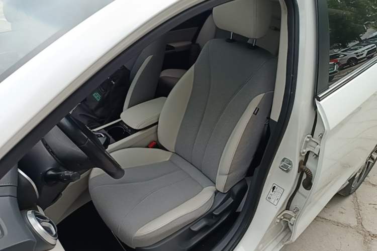 Used BAIC Beijing EU5 2018 R500 Smart Wind Edition Left Front Seat