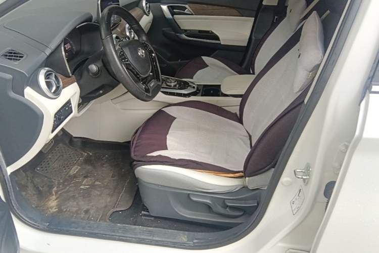 Used BAIC Beijing EU5 2018 R500 Smart Wind Edition Left Front Seat