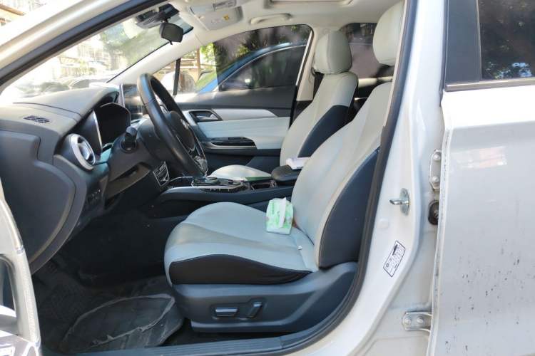 Used BAIC Beijing EU5 2018 R550 Smart Trend Edition Left Front Seat