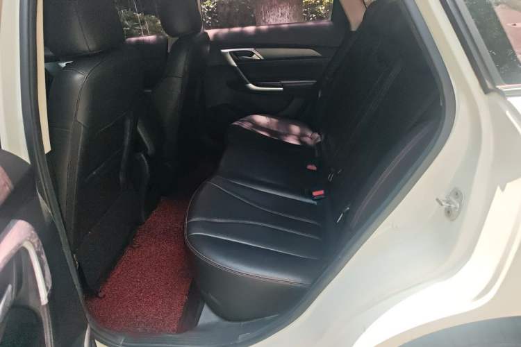 Used BAIC Beijing EU5 2018 R500 Smart Wind Edition Left Rear Seat