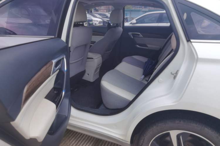 Used BAIC Beijing EU5 2018 R500 Smart Wind Edition Left Rear Seat