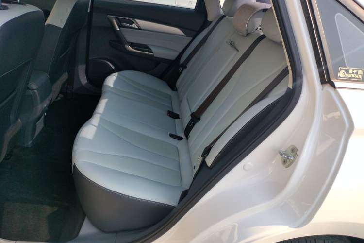 Used BAIC Beijing EU5 2018 R550 Smart Trend Edition Left Rear Seat