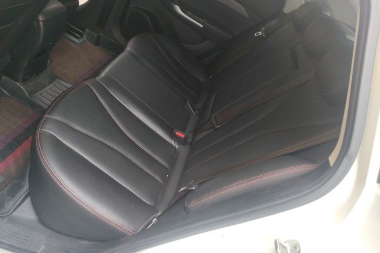 Used BAIC Beijing EU5 2018 R500 Smart Wind Edition Left Rear Seat