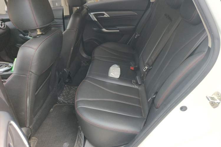 Used BAIC Beijing EU5 2018 R500 Smart Wind Edition Left Rear Seat
