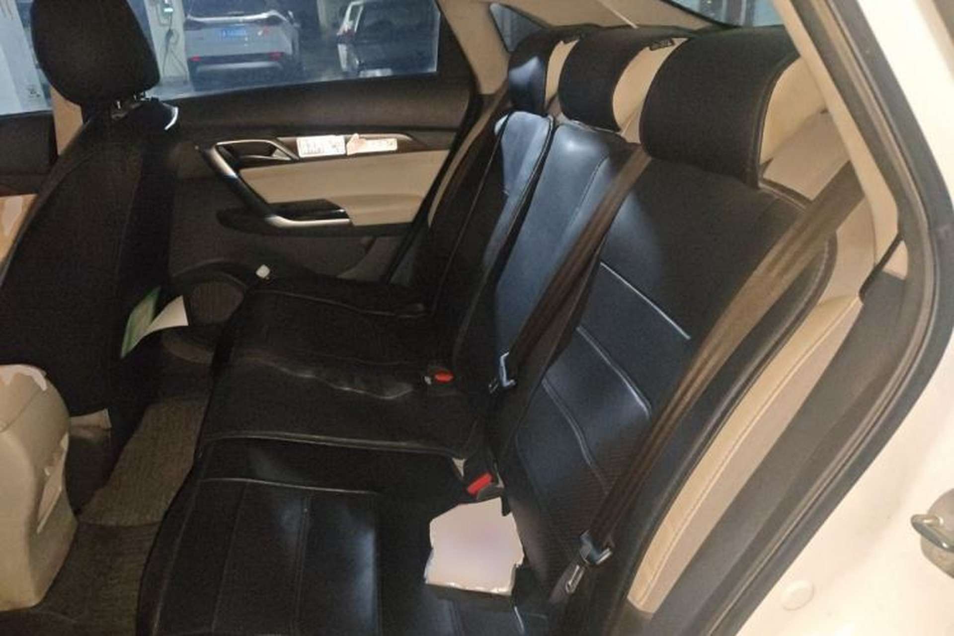 Used BAIC Beijing EU5 2018 R500 Smart Wind Edition Left Rear Seat