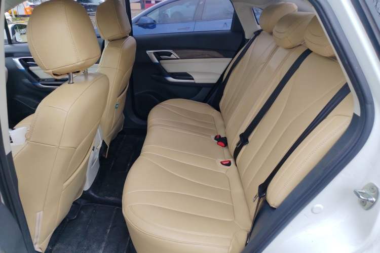 Used BAIC Beijing EU5 2018 R500 Smart Edition Left Rear Seat
