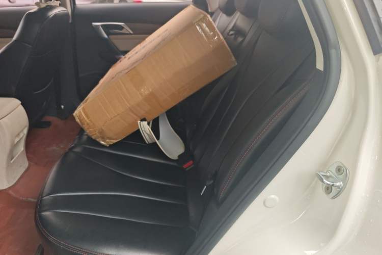 Used BAIC Beijing EU5 2018 R500 Smart Wind Edition Left Rear Seat