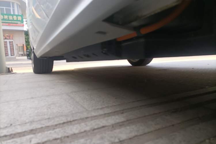 Used BAIC Beijing EU5 2018 R500 Smart Edition Left Side Sill