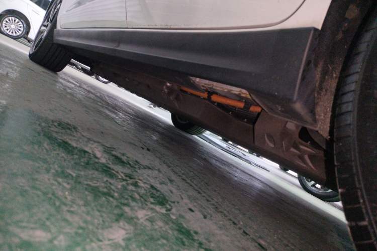 Used BAIC Beijing EU5 2018 R550 Smart Trend Edition Left Side Sill