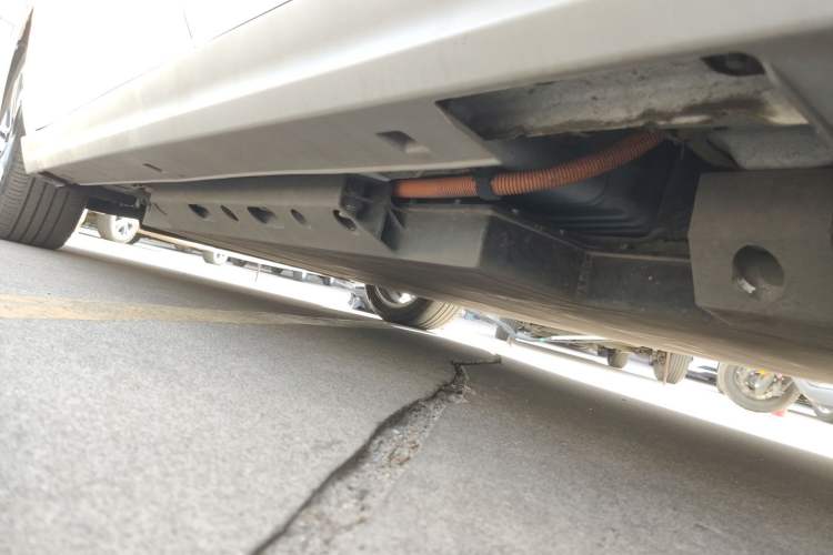 Used BAIC Beijing EU5 2018 R500 Smart Edition Left Side Sill