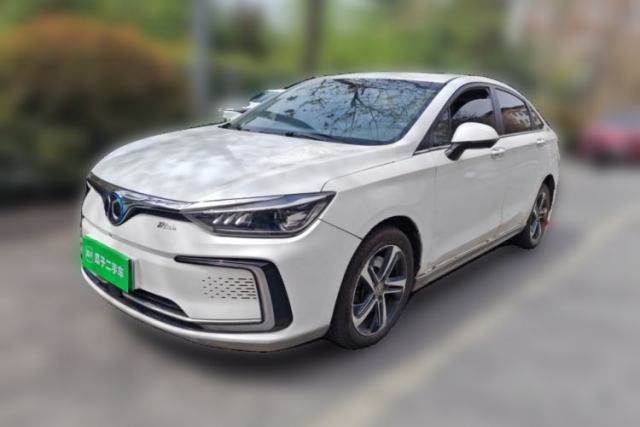 Used BAIC Beijing EU5 2018 R500 Smart Wind Edition
