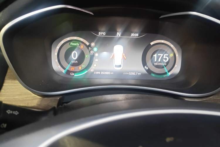 Used BAIC Beijing EU5 2018 R500 Smart Wind Edition Odometer Close Up