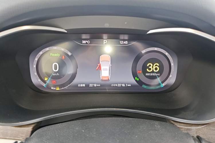Used BAIC Beijing EU5 2018 R500 Smart Wind Edition Odometer Close Up