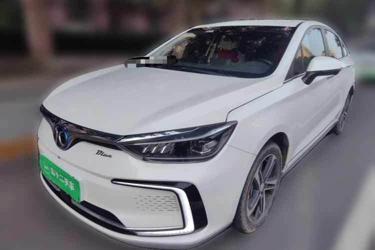 Used BAIC Beijing EU5 2018 R500 Smart Edition Guazi used car, China used car export, Used car for sale, Used cars, Cheapest cars for sale