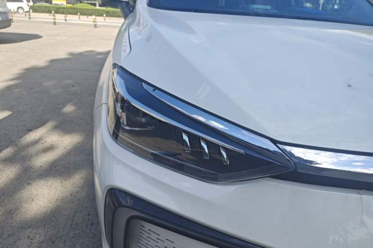 Used BAIC Beijing EU5 2018 R500 Smart Wind Edition Right Front Headlight