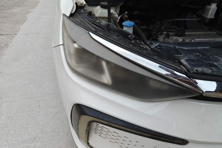 Used BAIC Beijing EU5 2018 R500 Smart Wind Edition Right Front Headlight