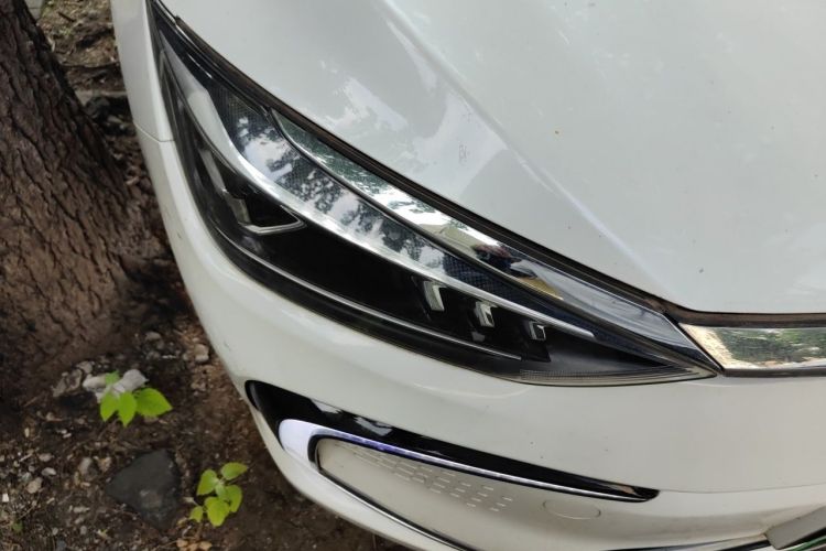 Used BAIC Beijing EU5 2018 R500 Smart Wind Edition Right Front Headlight