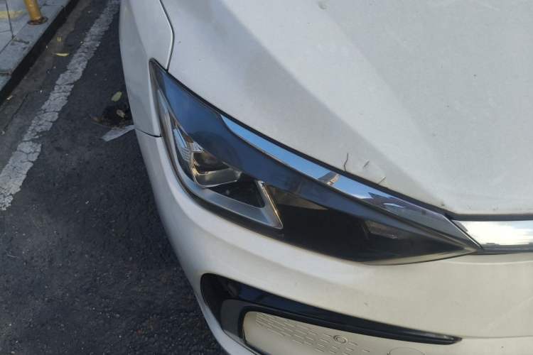 Used BAIC Beijing EU5 2018 R500 Smart Wind Edition Right Front Headlight