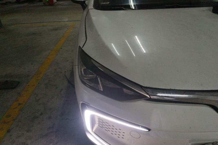 Used BAIC Beijing EU5 2018 R500 Smart Wind Edition Right Front Headlight