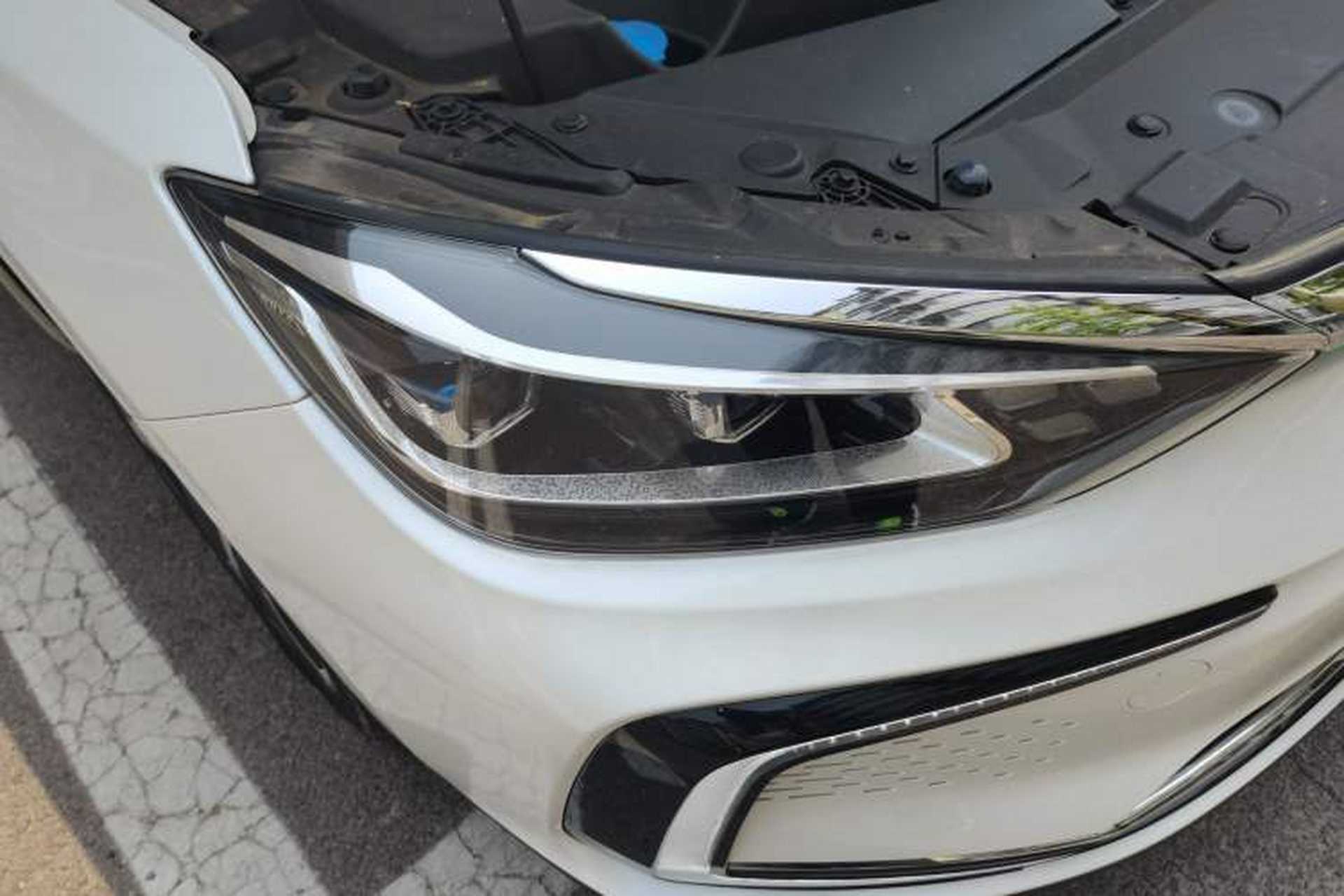 Used BAIC Beijing EU5 2018 R550 Smart Trend Edition Right Front Headlight