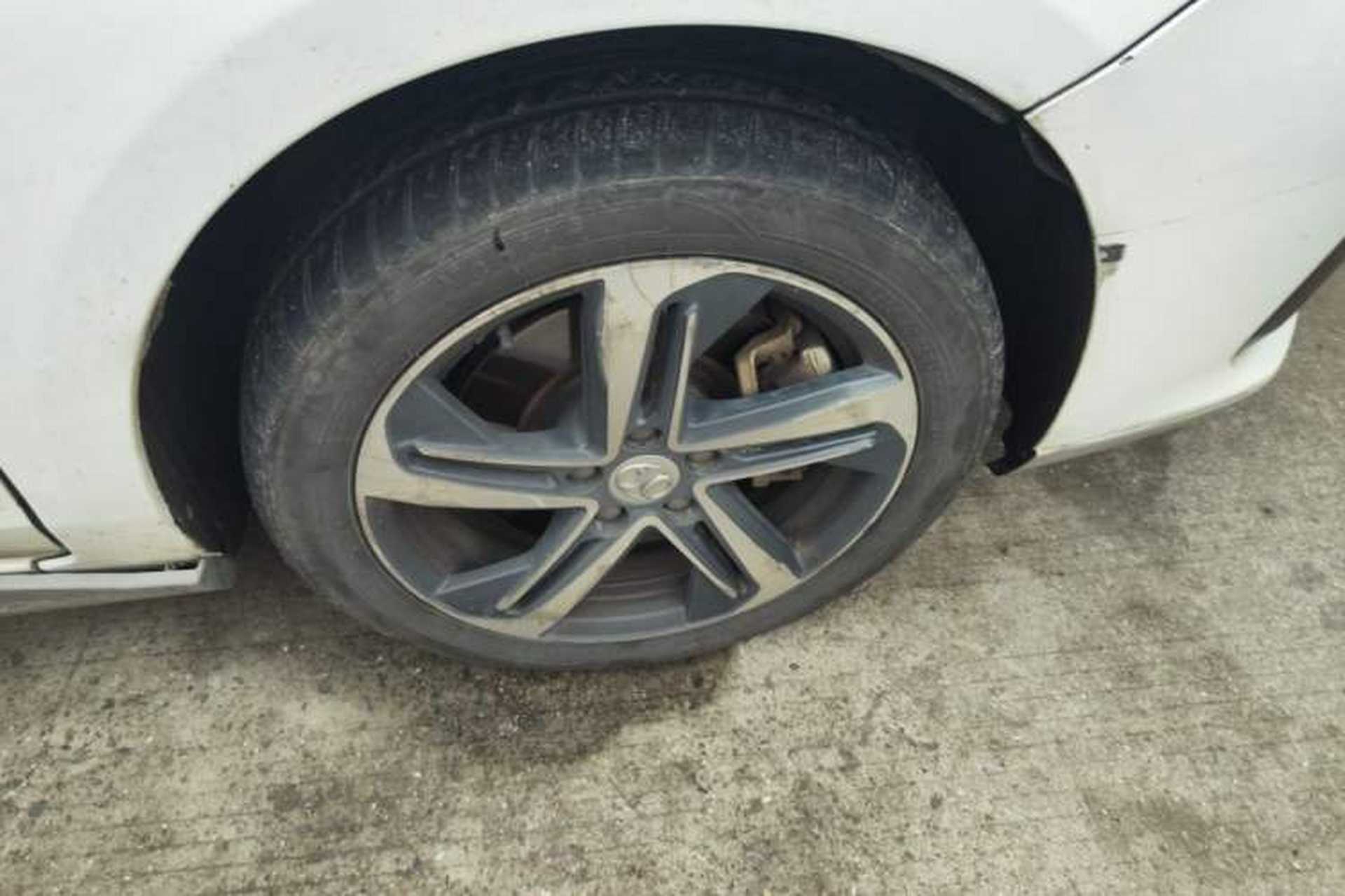 Used BAIC Beijing EU5 2018 R500 Smart Wind Edition Right Front Wheel Hub