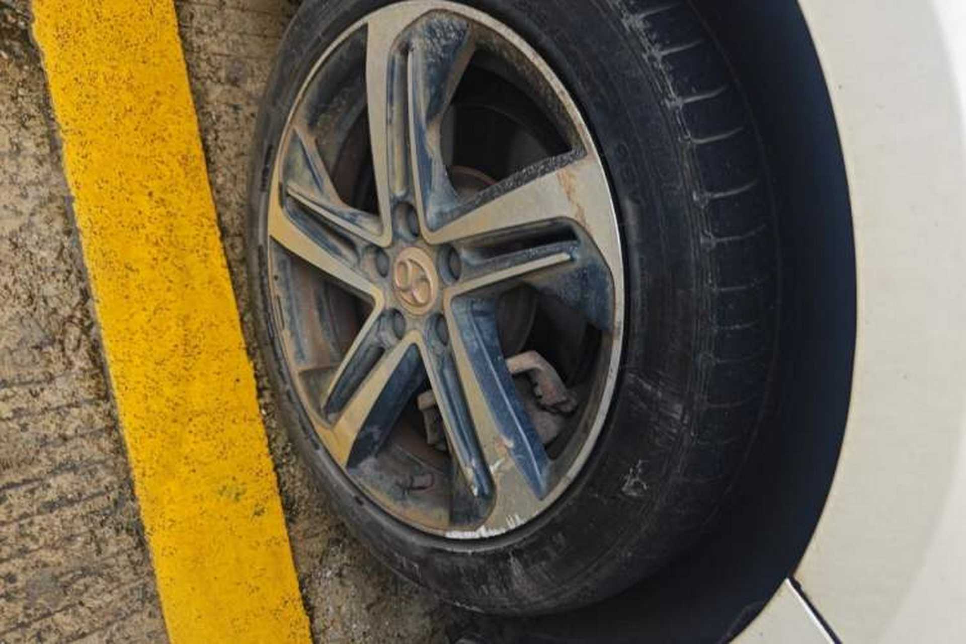 Used BAIC Beijing EU5 2018 R500 Smart Wind Edition Right Front Wheel Hub