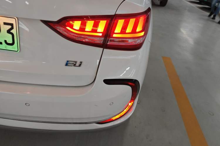 Used BAIC Beijing EU5 2018 R500 Smart Wind Edition Right Rear Taillight