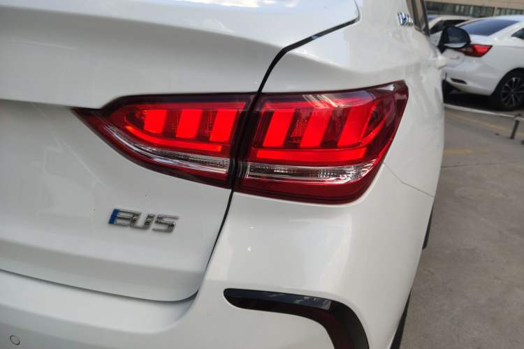 Used BAIC Beijing EU5 2018 R500 Smart Edition Right Rear Taillight