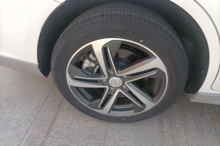Used BAIC Beijing EU5 2018 R500 Smart Wind Edition Right Rear Wheel Hub