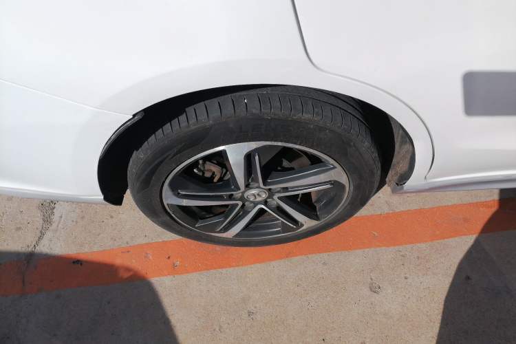 Used BAIC Beijing EU5 2018 R500 Smart Wind Edition Right Rear Wheel Hub