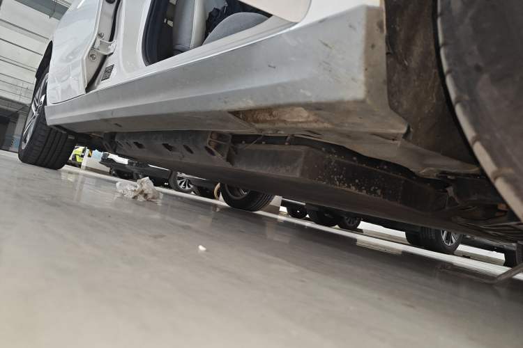 Used BAIC Beijing EU5 2018 R500 Smart Wind Edition Right Side Sill