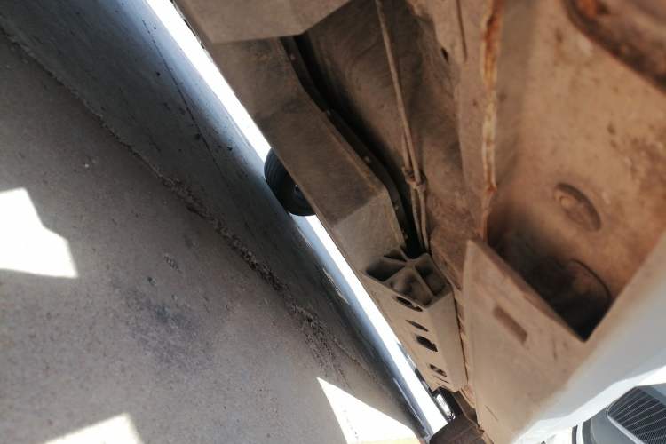 Used BAIC Beijing EU5 2018 R500 Smart Wind Edition Right Side Sill