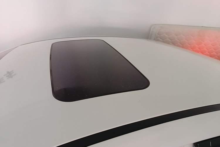 Used BAIC Beijing EU5 2018 R550 Smart Trend Edition Roof