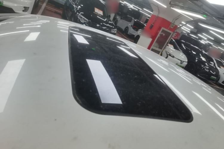 Used BAIC Beijing EU5 2018 R500 Smart Wind Edition Roof