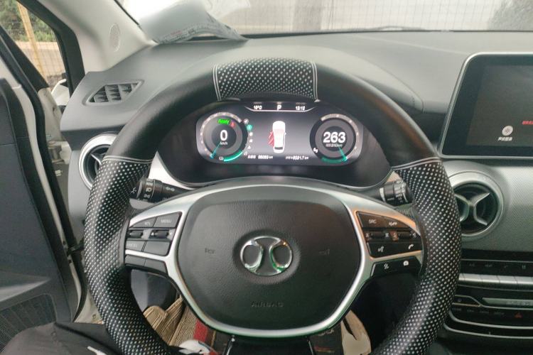 Used BAIC Beijing EU5 2018 R550 Smart Trend Edition Steering Wheel