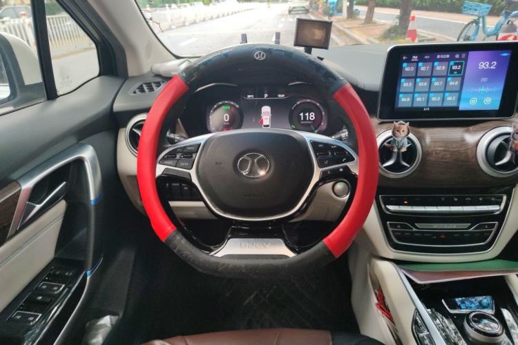 Used BAIC Beijing EU5 2018 R500 Smart Edition Steering Wheel