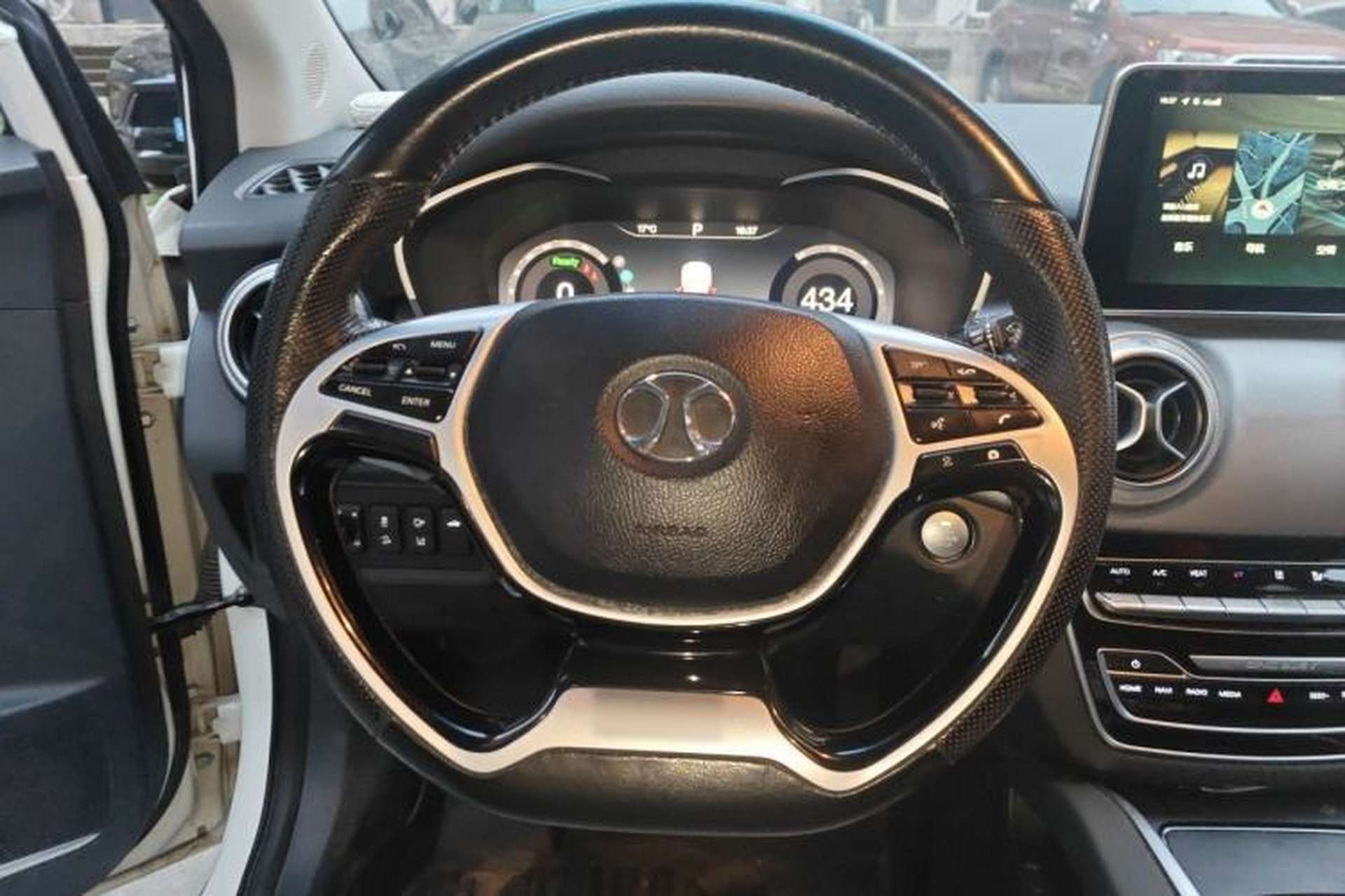Used BAIC Beijing EU5 2018 R550 Smart Trend Edition Steering Wheel
