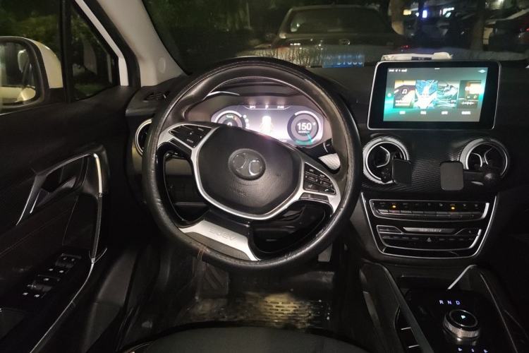 Used BAIC Beijing EU5 2018 R500 Smart Wind Edition Steering Wheel