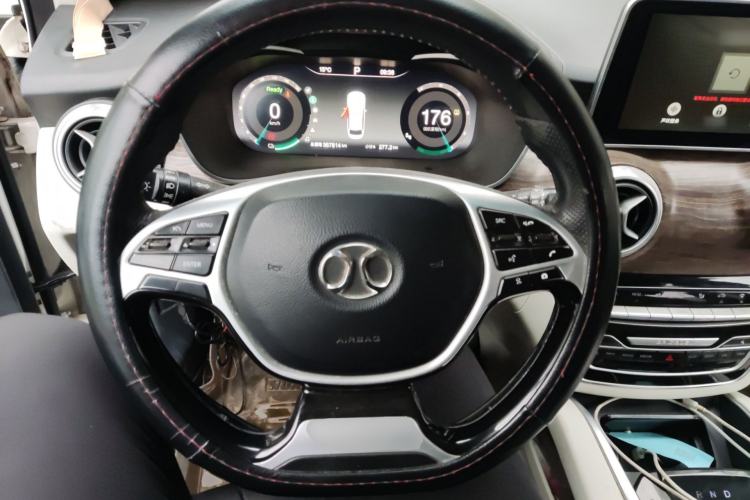 Used BAIC Beijing EU5 2018 R500 Smart Wind Edition Steering Wheel