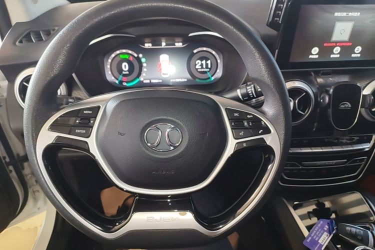 Used BAIC Beijing EU5 2018 R500 Smart Wind Edition Steering Wheel