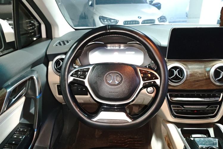 Used BAIC Beijing EU5 2018 R500 Smart Wind Edition Steering Wheel
