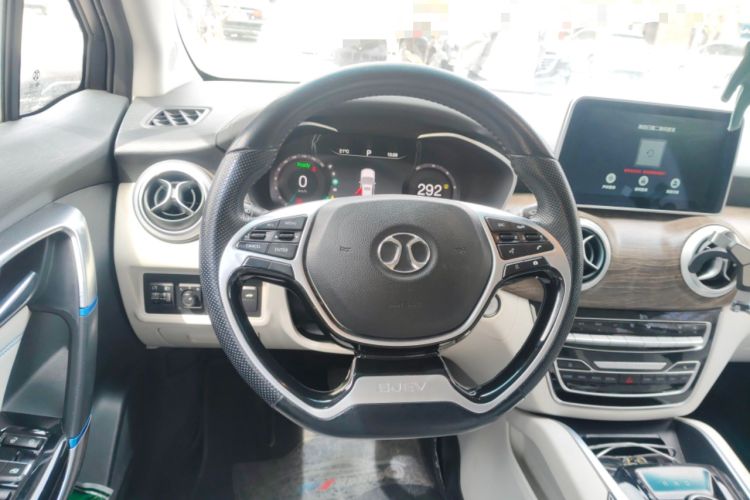 Used BAIC Beijing EU5 2018 R500 Smart Wind Edition Steering Wheel