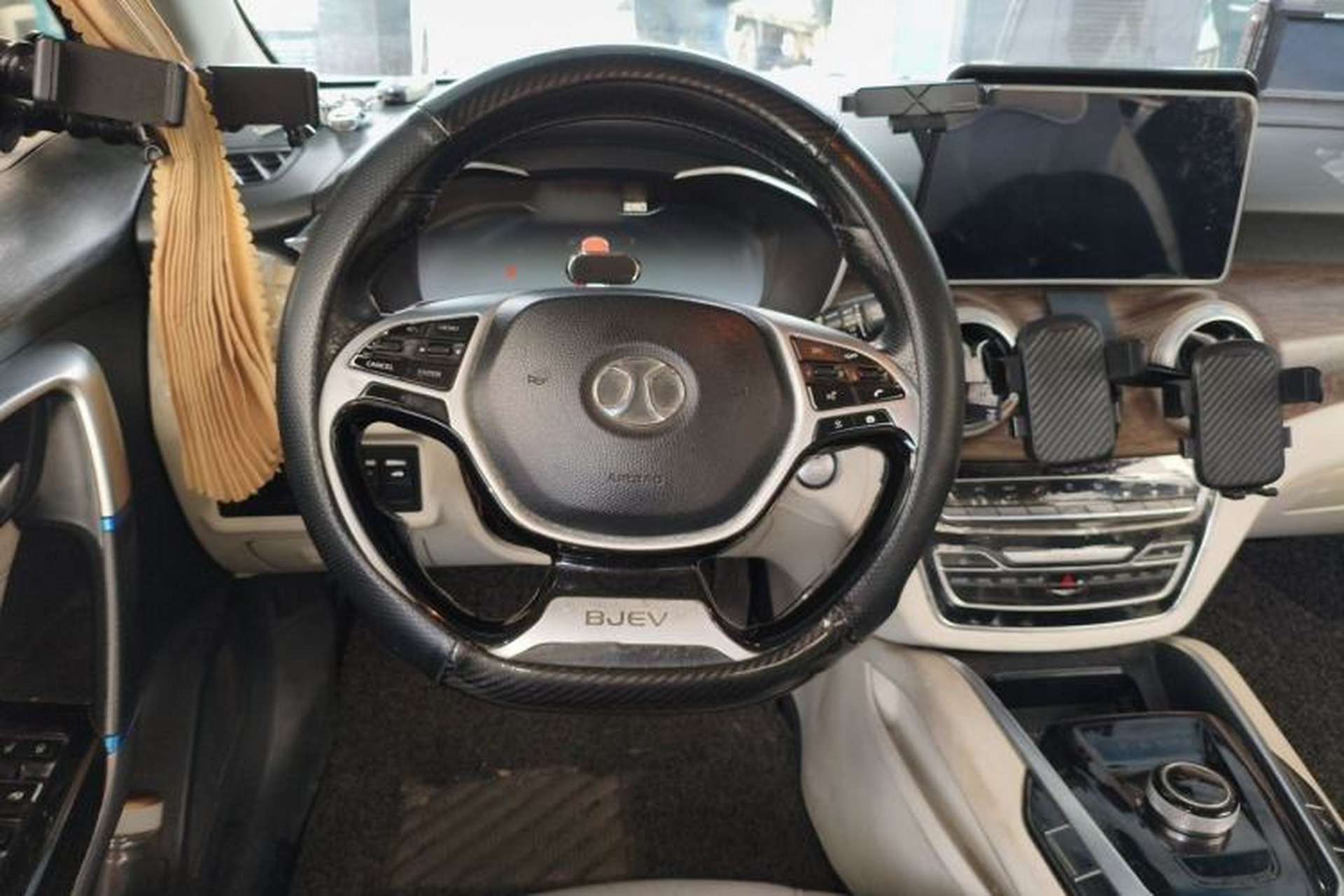 Used BAIC Beijing EU5 2018 R500 Smart Wind Edition Steering Wheel