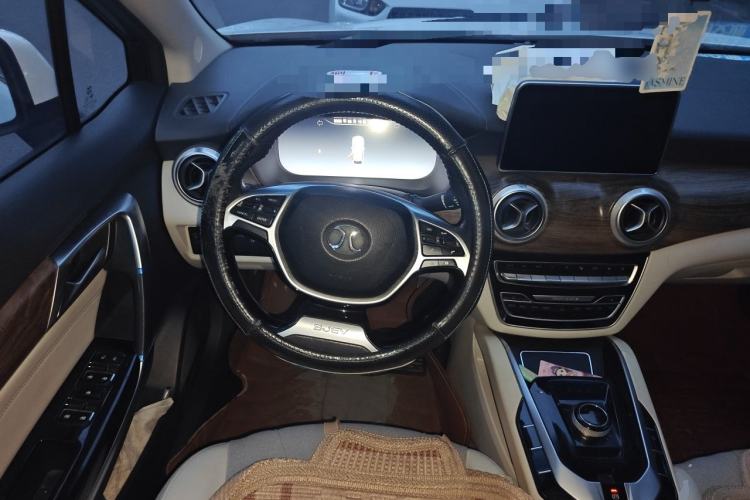 Used BAIC Beijing EU5 2018 R500 Smart Wind Edition Steering Wheel