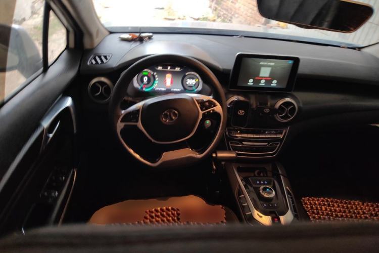 Used BAIC Beijing EU5 2018 R500 Smart Wind Edition Steering Wheel