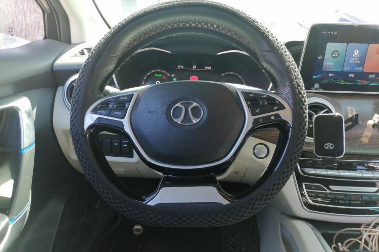 Used BAIC Beijing EU5 2018 R500 Smart Edition Steering Wheel