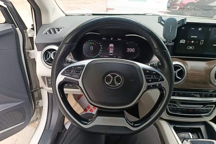 Used BAIC Beijing EU5 2018 R500 Smart Wind Edition Steering Wheel
