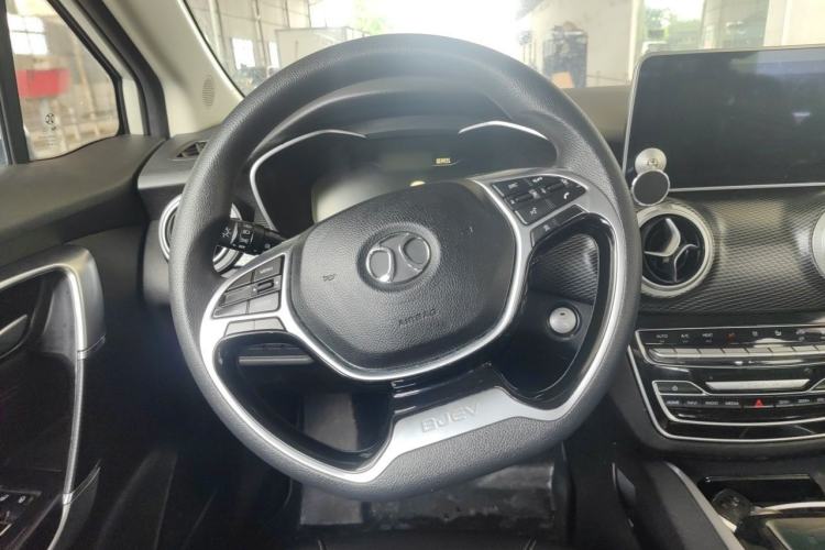 Used BAIC Beijing EU5 2018 R500 Smart Wind Edition Steering Wheel